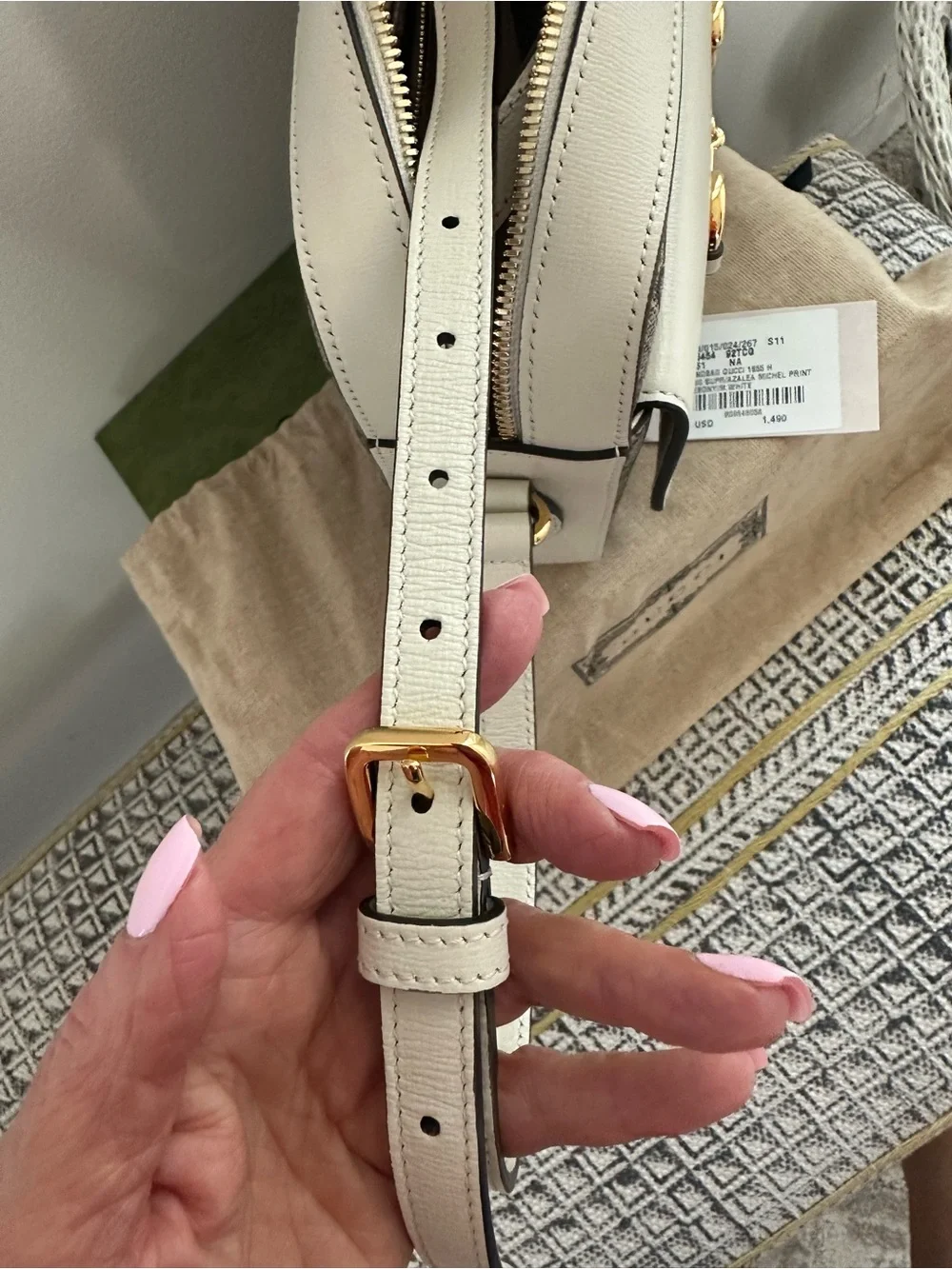 Gucci GG Supreme Canvas Crossbody with Cream Leather Flap and Gold Horsebit